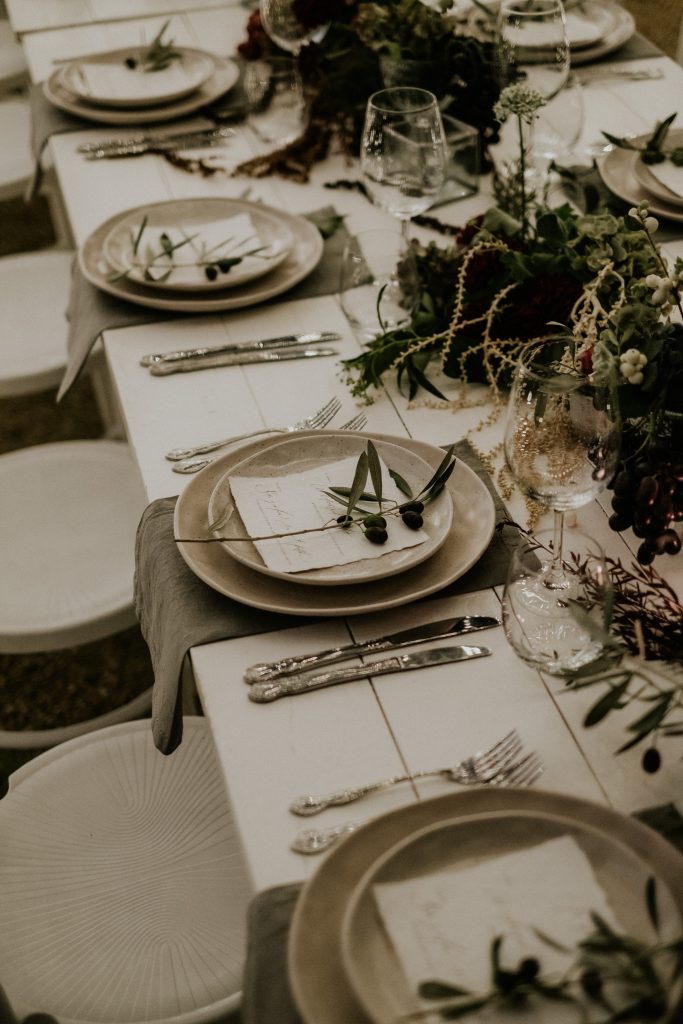 Winter tablescape by The Wedding Shed at byronviewfarm