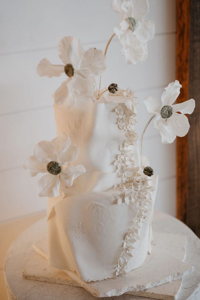 Wedding cake at Fig Tree Restaurant, Byron Bay